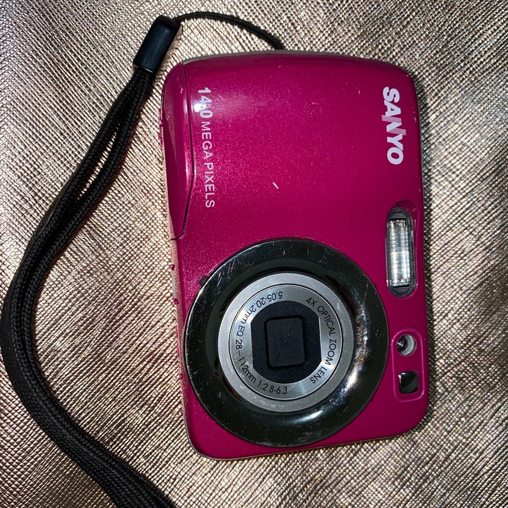 Sanyo Digital Camera